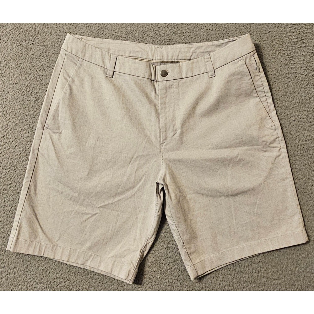 Lululemon Commission Shorts Mens Size 36 x 9 "Gray Chino LM7AUES